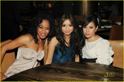 brenda-song-bank-birthday-08