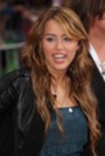 Miley Cyrus-SGG-086979