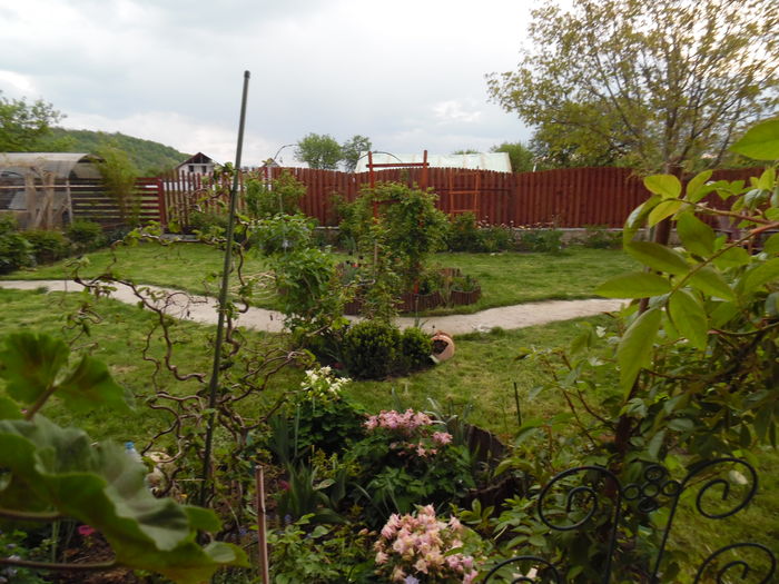 070 - Primavara in gradina 2