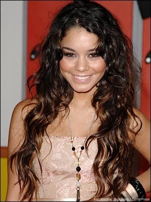 EHZXHQZTTYXNQDZHQRV - Vanessa Hudgens