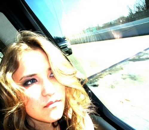 ADPLHAMQRFTLRAZWQJI - Emily Osment