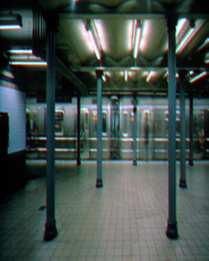 »雅 清.; 15% din aerul pe care îl respiri într-o stație de metrou e format din; piele umană.
