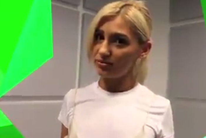 bandicam 2016-05-13 22-48-35-586 - a Alina - Ali poze noi dar puse recent 02