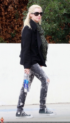 28wf80n - Ashley Tisdale