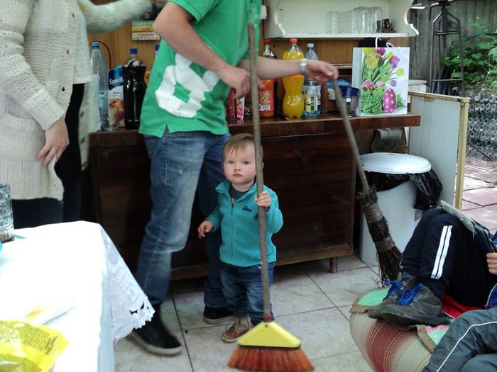 14, mai, 2016 .Petrecere la gradina