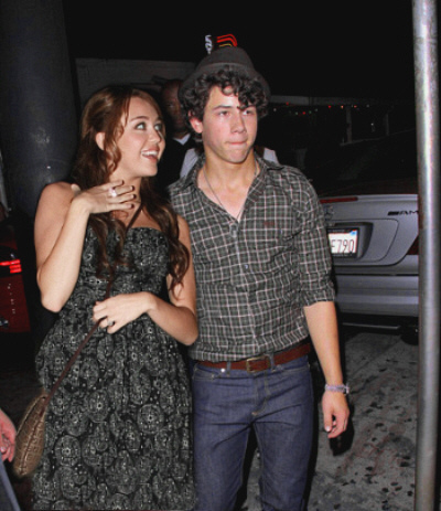 Miley Cyrus Nick Jonas