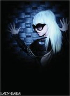 10455280_EJZORGSUF - lady gaga