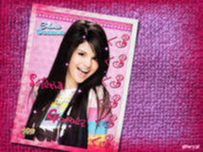 10385418_AKVMKECFO - selena gomez