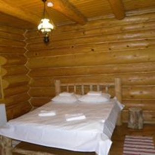 11811452_137151059956240_4582222403915591920_n - cazare pensiune agroturistica cabana ferma hotel brasov bran moeciu rasnov