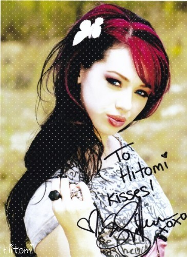 Skye%20Seetnam - skye_sweetnam