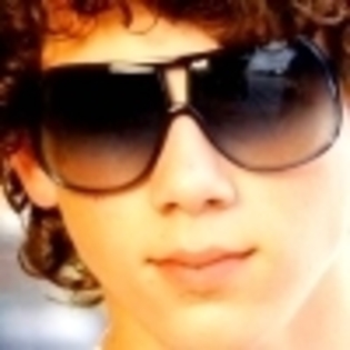 Nick-Jonas-icon-3-nick-jonas-9105225-100-100 - Avatars