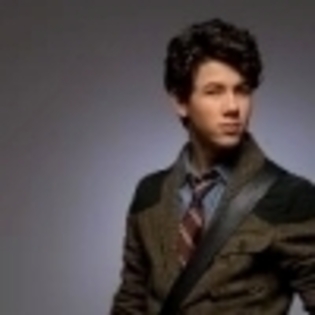 Nick-Jonas-nick-jonas-9641167-100-100