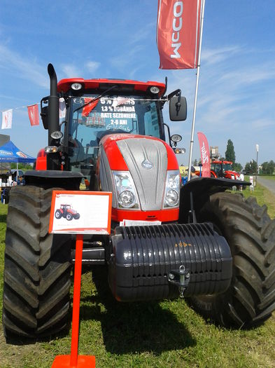 Fotografie0028 - 12---expozitie banat agralim 28-29 05 2016