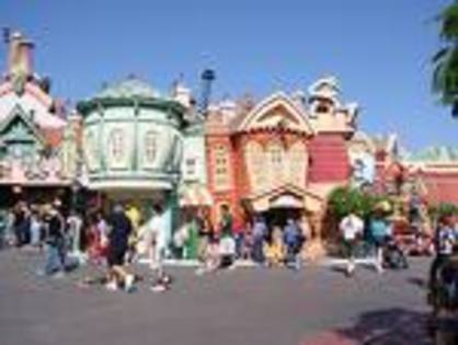 imagesCAQO7YK9 - Disneyland California