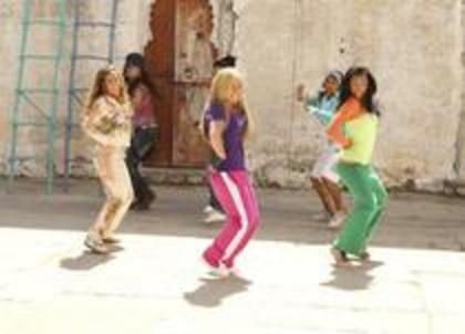 10647513_UQZIZGAVJ - The Cheetah Girls-Felinele