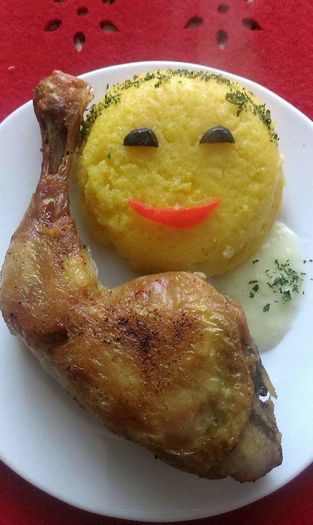 13419018_1731236687124138_649684221263458281_n - Idei de aranjare a platourilor pentru ocazii speciale