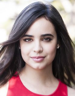 Sofia_Carson