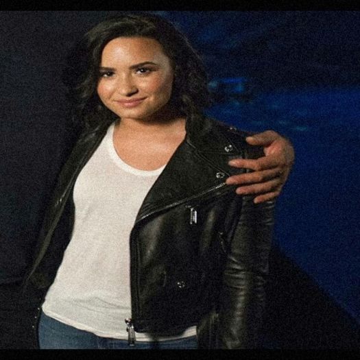 ◤Nothing lasts forever, my dear, eventually the stars will burn out and so will I◢　　┋ 29 IᑌᑎIᕮ 2016 