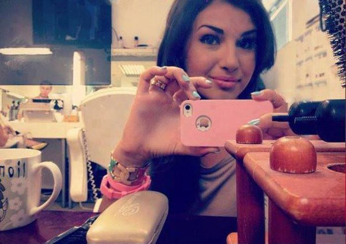 576226_334913083262726_1698541156_n