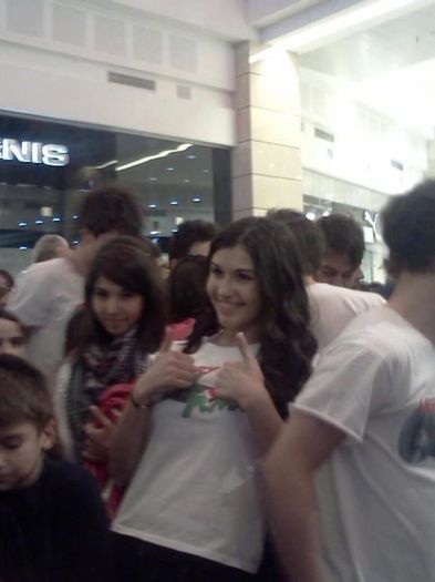 562920_334916873262347_258142035_n