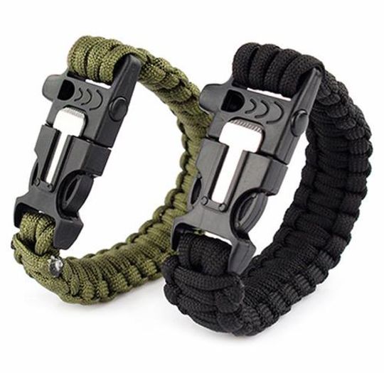 Paracord cu fluier, cutter si amnar Paracord cu fluier, cutter si amnar
