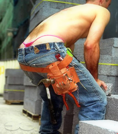 S grabea si a luat d la masa - Din Romania