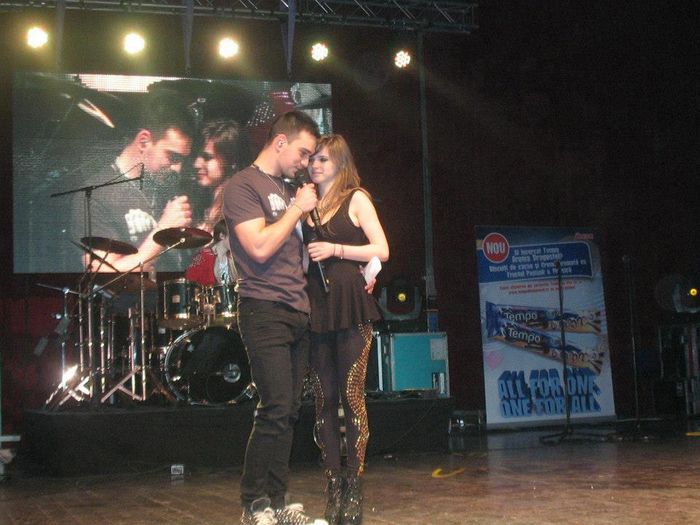 45781_340446706061345_1836869818_n