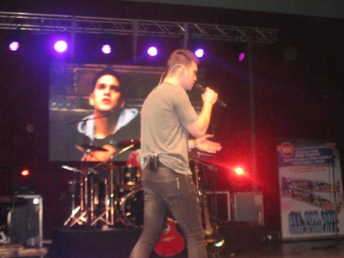 485393_340446819394667_866898418_n