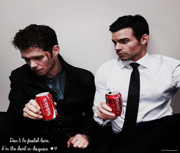 ✄ . ҠĪИƓ ☼F ĤYßŔĪDS ♛ ☂ . [cl] de obicei prefer vodka , dar merge și whisky .. preferi - xo - Episode 05 here