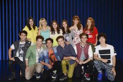 images_227 - SOY LUNA