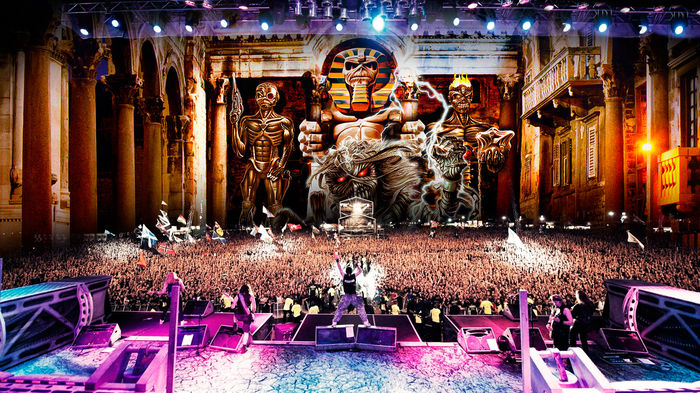 Iron-Maiden-live-concert - 1 CONTACT