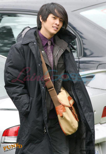 Justin Chon-Eric Yorkie - TWILIGHT