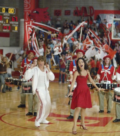 high_school_musical_2 - High School Musical