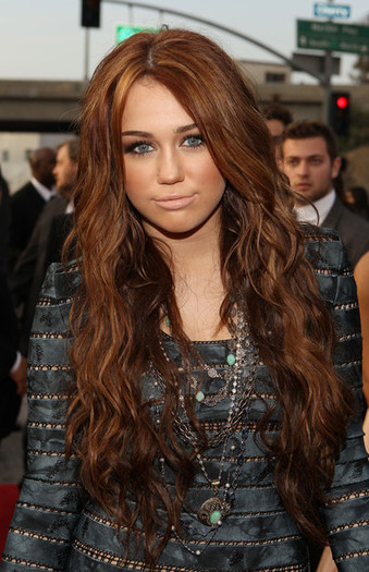 11 - Miley la premiile GRAMMY