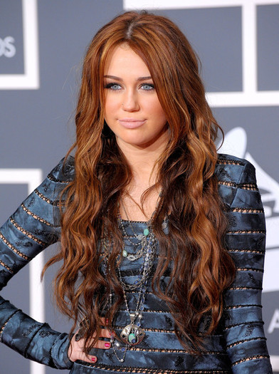 25 - Miley la premiile GRAMMY
