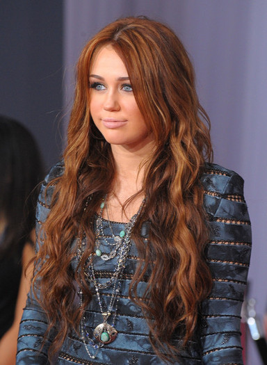43 - Miley la premiile GRAMMY