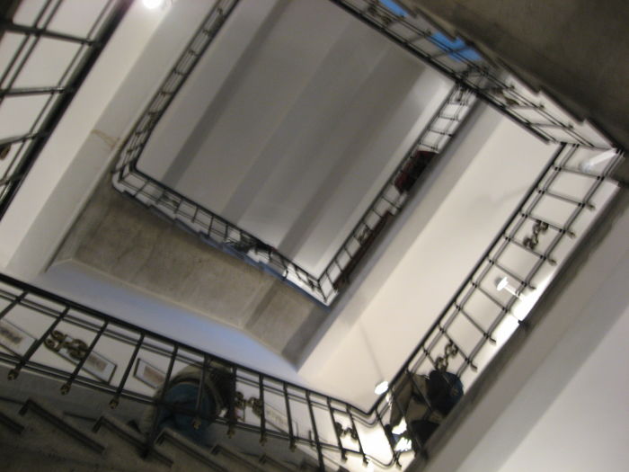 IMG_9198; inedit - azi avem voie sa urcam pe terasa Arcului de Triumf - de 1 decembrie
