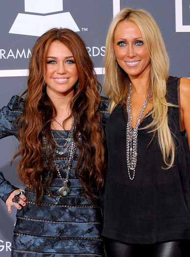 17 - Miley Cyrus