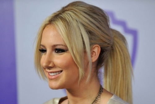 34 - Ashley Tisdale la o prezentare