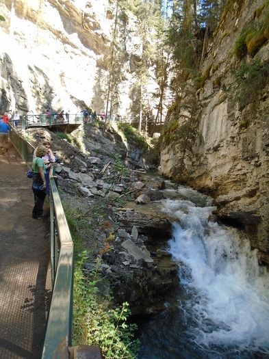 mm_75_05082016_jahnston_canyon