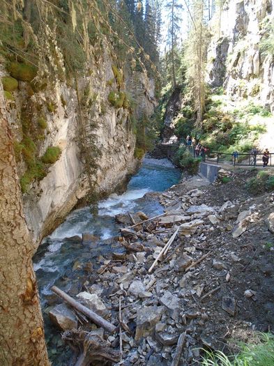 mm_79_05082016_jahnston_canyon
