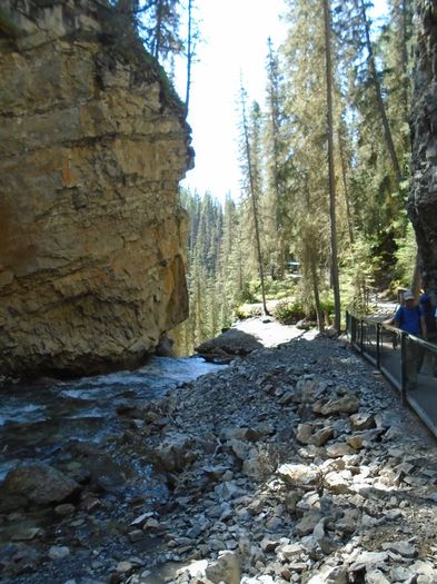 mm_89_05082016_jahnston_canyon