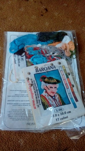 1470656132892-1266275049