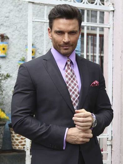 Julian Gil en Hasta el fin del mundo