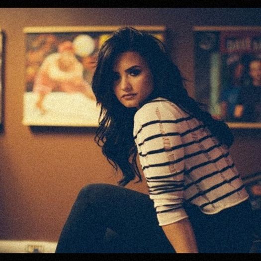 ◤No person is your friend who demands your silence, or denies your right to grow◢　　┋ 8 ᗩᑌGᑌᔕT 2016 ♡