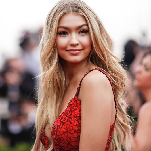 Gigi Hadid-6 voturi