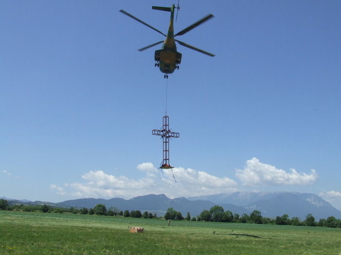 cruce MALAIESTI BUCEGI