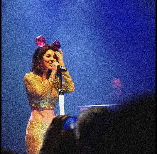 12.08 ·♡ ❝Cause I feel like I’m the worst, so I always act like I’m the best.❞