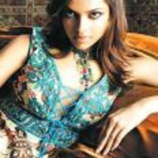 Deepika_Padukone_1254721674_3 - Om Shanti Om