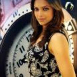 Deepika_Padukone_1254725454_2 - Om Shanti Om